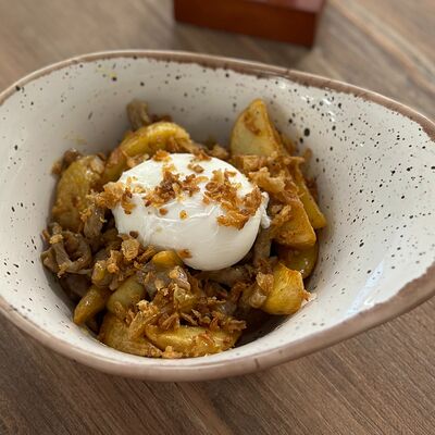 Теплый салат со свининой в Neprosto pizza по цене 530 ₽