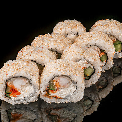 Урамаки с крабом в Enjoy по цене 319 ₽