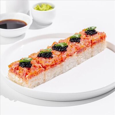 Суши-кейк с тунцом в SeabasSushi по цене 1020 ₽