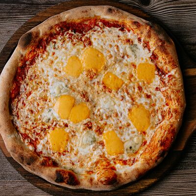 Пицца 4 сыра в Gioffre по цене 780 ₽