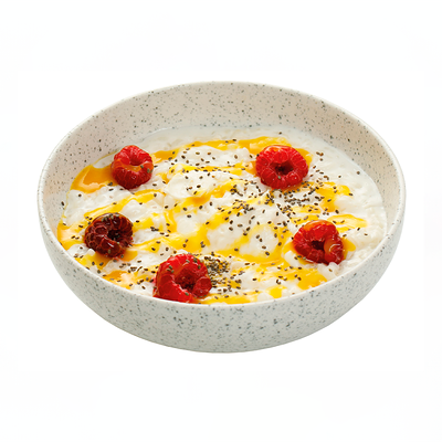 Каша овсяная с малиной в Омлет станция по цене 390 ₽