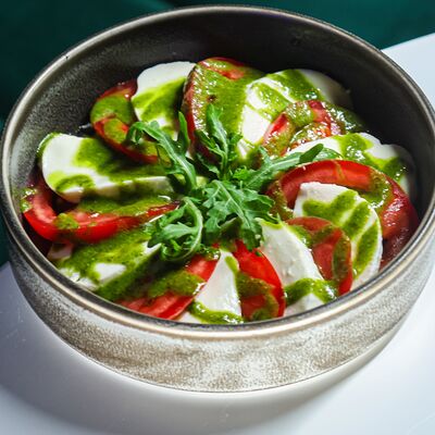 Капрезе в Sreda по цене 820 ₽