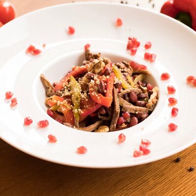 Салат Багратиони в Юность по цене 400 ₽