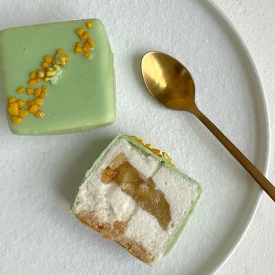 Веганское пирожное Яблоко-лайм в Tortterry по цене 420