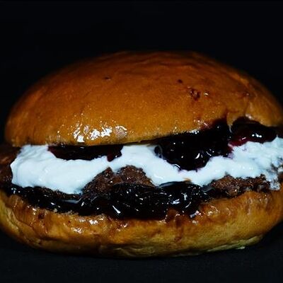 Бургер Тру мама в True Burgers по цене 825 ₽