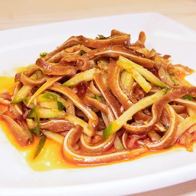 Салат из свиных ушек в Китайский фонарик по цене 500 ₽