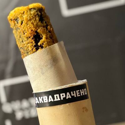 Сникер ролл Vip в Quattro pizza по цене 499 ₽