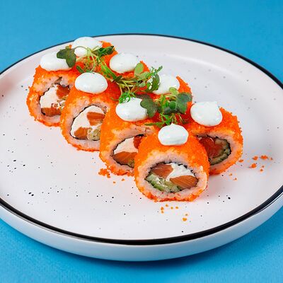 Калифорния с лососемв Dark Lava по цене 970 ₽