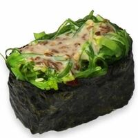 Гункан с чукой в Art Sushi