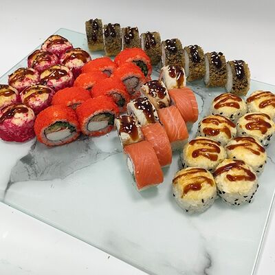 Сет Ассорти 40 шт. в АмиРолл по цене 2289 ₽