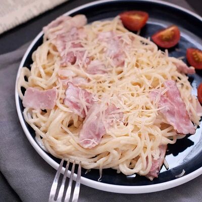 Горячее блюдо на выбор в GurManBox по цене 350 ₽