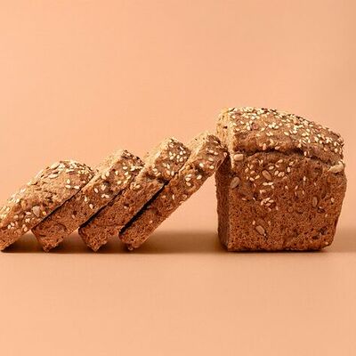 Хлеб Злаковый в Кулинария Патрик & Мари по цене 121 ₽