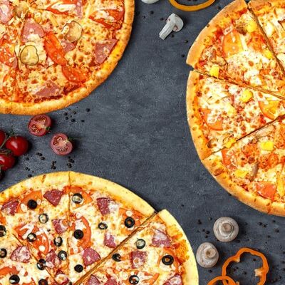 Сет XL Маленькая пиццав ПИКНИК 24/7 по цене 2490 ₽