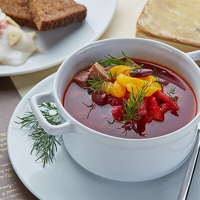 Борщ по-купечески с говядиной в Абрамовъ по цене 790 ₽