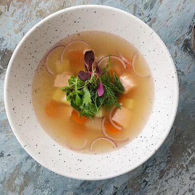 Уха в На Парах по цене 290