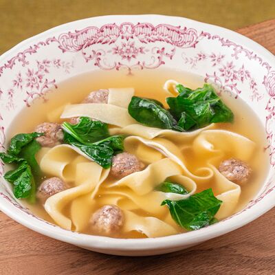 Куриный бульон с польпетте в ИВА по цене 800 ₽