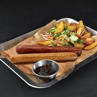 Фирменное Барбекю в Gellert Bar