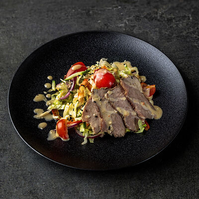 Салат азия с говядиной в I am PHO по цене 440 ₽