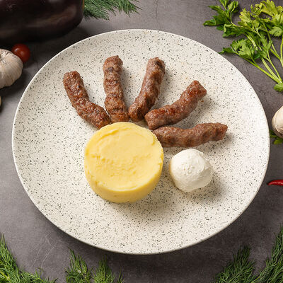 Чевапчичи на гриле в Balkan place семейный ресторан по цене 650 ₽