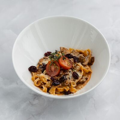 Паста с печенью и вяленной клюквой в Паста-бар Хорошие руки по цене 600 ₽