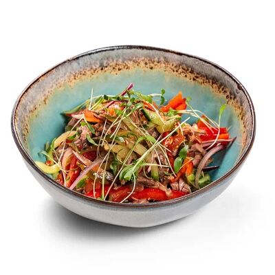 Салат Кавказский с говядиной в Квартира Пиросмани по цене 490 ₽