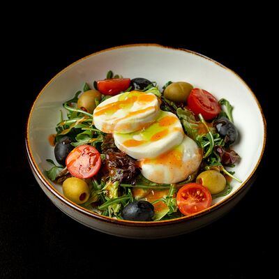 Салат с моцареллойв Джонга по цене 580 ₽