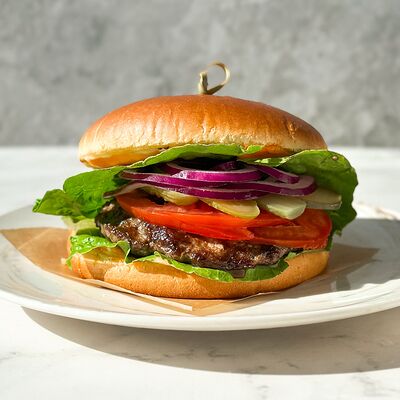 Бургер классическийв Печка по цене 420 ₽