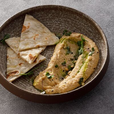 Хумус с греческой питой в Ботаника по цене 480