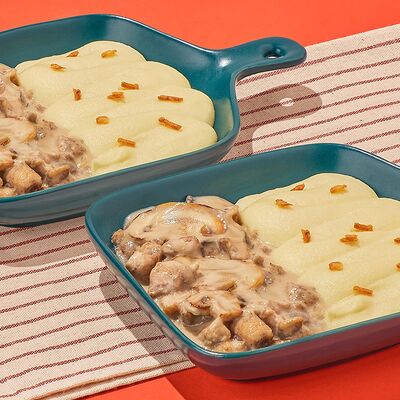 Курица в сливочном соусе с пюре Х2 в Dostaевский по цене 861 ₽