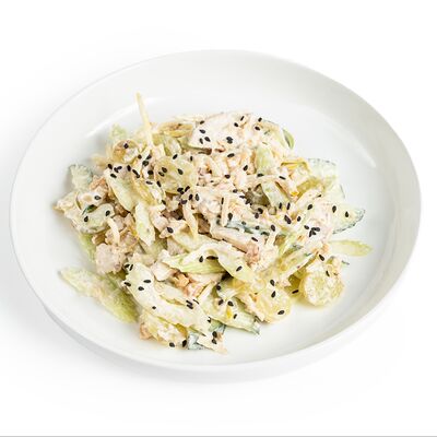 Салат с курицей, сельдереем и виноградом в Ромбаба по цене 325 ₽