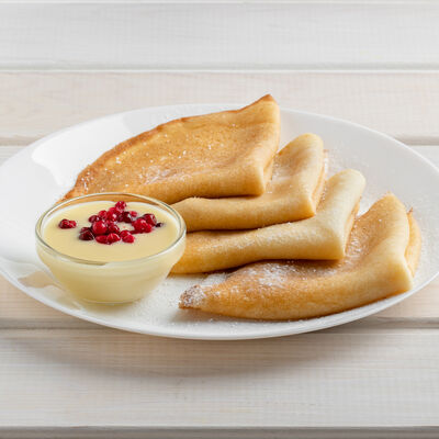 Блины с брусникой и сгущенкой в Baikallove по цене 240 ₽