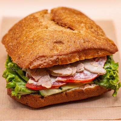 Сэндвич с индейкой в Диалог по цене 339 ₽