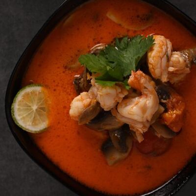 Том ям в Гордый лосось по цене 750 ₽