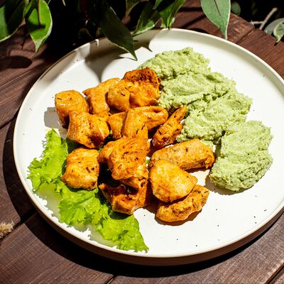 Соте из курицы с овощным пюре в Грин по цене 490 ₽