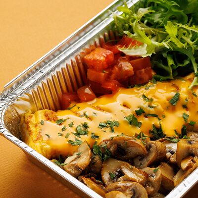 Омлет с грибами в Coffee Machine по цене 460 ₽