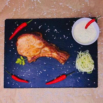 Стейк из корейки в Бардак на углях по цене 650 ₽