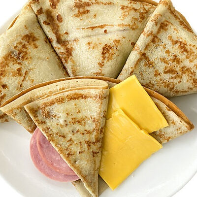 Блинная тарелка с сыром и ветчиной в Блинная для друзей по цене 990 ₽