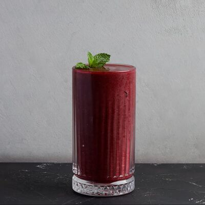 Смузи Мятные ягоды в LOMONOSOV PIZZA по цене 660 ₽