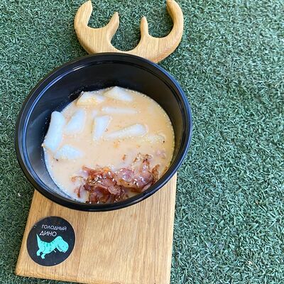 Токпокки Сыр-бекон в Желтый фудтрак Голодный Дино по цене 500 ₽