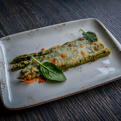 Запечённая спаржа с моцареллой в Чо? Капчо! по цене 400