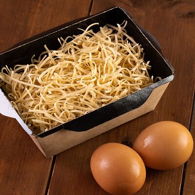 Лапша яичная домашняя (полуфабрикат) в ФРОЗЕНГУД по цене 260 ₽