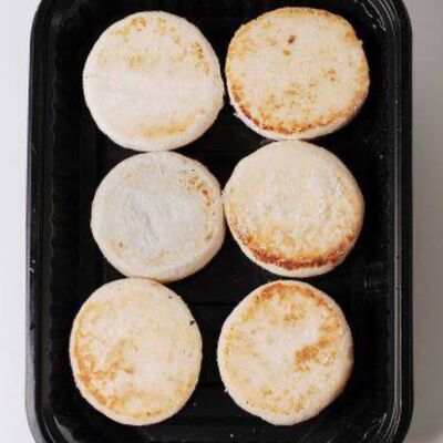 Сырники из фермерского творога с рикоттойв ОГОРОДБАР по цене 370 ₽