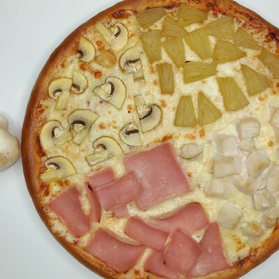 Пицца Четыре сезона в Pizza mizza по цене 450 ₽