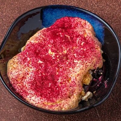 Печеная свекла под сырным муссом в Гастробар Дружба по цене 380 ₽