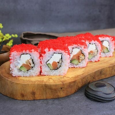 Ролл Канада в 7Sushi по цене 525 ₽