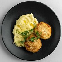 Щучьи котлеты с пюре в КумКума