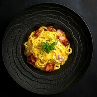 Паста карбонара в CAFE BAZAR