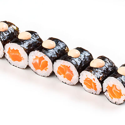 Маки ролл с лососем в Рыба моя по цене 890 ₽