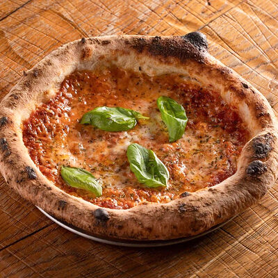 Пицца Маргарита в Горыныч по цене 730 ₽