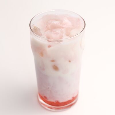 Клубнично-кокосовое Ласси в Кофе Крафт по цене 430 ₽